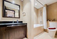 In-room Bathroom 6 Comfortable and Scenic 2BR Branz BSD City Apartment By Travelio