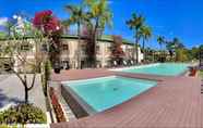 Swimming Pool 2 Luisita Central Park Hotel