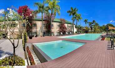 Swimming Pool 4 Luisita Central Park Hotel