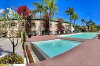 Swimming Pool Luisita Central Park Hotel