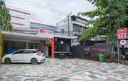 อื่นๆ 6 RedDoorz Syariah near Jalan Ahmad Yani Banjarmasin 3