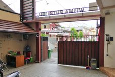 Exterior Wisma Lusya near GOR Satria RedPartner