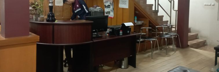 Lobby Wisma Lusya near GOR Satria RedPartner