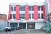 Exterior RedDoorz near Stasiun Tangerang