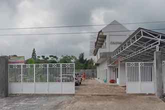 Exterior RedDoorz Syariah near Wisata Situ Gunung Sukabumi