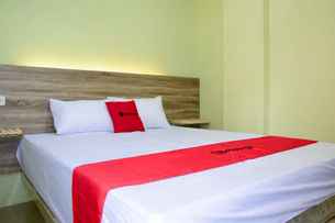 RedDoorz near Mangga Dua Square, THB 255.95
