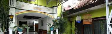 Bangunan 3 RedDoorz Plus Syariah near Lempuyangan Station 3