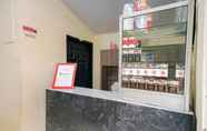 Lobby 5 RedDoorz near Ekowisata Mangrove Belawan