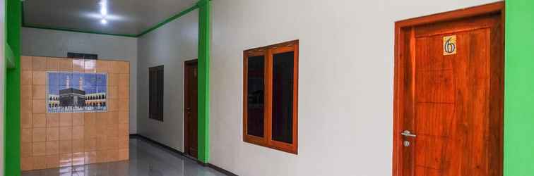 Lobi Urbanview Syariah Zidney 3 Salatiga by RedDoorz