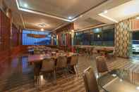 Restaurant RedDoorz near Danau Toba Parapat