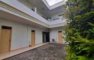 Exterior 2 Hotel Akbar Syariah Banyumas RedPartner