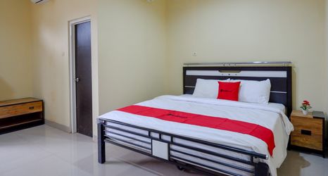 其他 2 RedDoorz @ Jalan Bali Cilacap