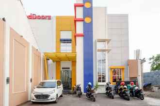 อื่นๆ 4 RedDoorz near Moro Mall Purwokerto 2