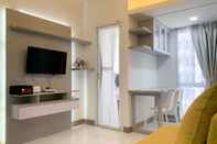 Ruang Umum Stylish and Nice 1BR at Tokyo Riverside PIK 2 Apartment By Travelio