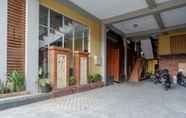 Others 6 RedDoorz Plus near Amplaz Yogyakarta