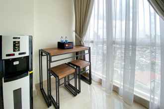 Common Space 4 Modern and Comfort Studio Apartment at Menteng Park By Travelio