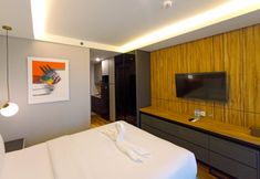 Bedroom 2 Cozy and Clean Studio at Mataram City Apartment By Travelio