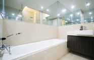 In-room Bathroom 6 Luxurious and Private Access 2BR Apartment at The Galaxy Residences By Travelio