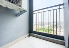 Common Space 7 Simply Look and Warm Studio Tamansari Iswara Apartment By Travelio