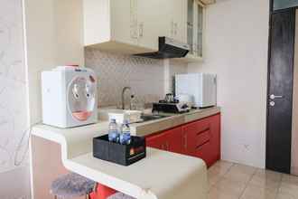 Ruang untuk Umum 4 Homey and Tidy 2BR Apartment at The Edge Bandung By Travelio