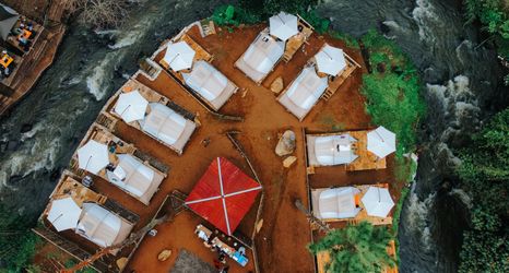 Luar Bangunan 2 SoraCai Riverside Campsite