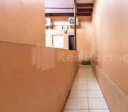 Others 5 Namaste Residence near Universitas Sumatera Utara Mitra RedDoorz