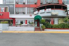 外部的 RedDoorz @ Manila Airport Hotel