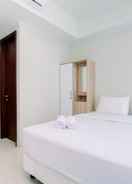 BEDROOM Simply and Comfort Stay Studio Green Sedayu Apartment By Travelio