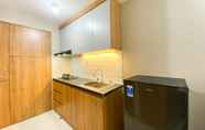Ruang untuk Umum 5 Minimalist Studio Gateway Park LRT City Bekasi Apartment By Travelio