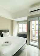 BEDROOM Cozy and Homey Stay Studio Gateway Park LRT City Bekasi Apartment By Travelio