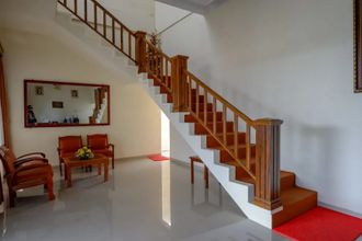 Khác 4 RedDoorz near Stadion 45 Karanganyar