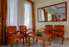 Khác 6 RedDoorz near Stadion 45 Karanganyar