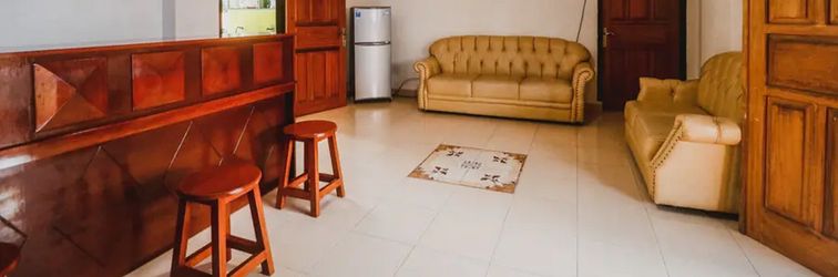 ロビー RedDoorz @ Malalayang Manado