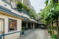 Bangunan Kemang Place near Lippo Mall Kemang Mitra RedDoorz