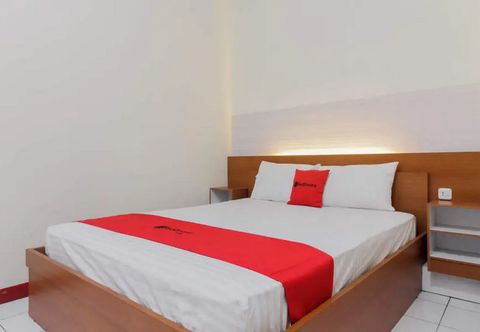 Others Koolkost syariah near Ayani Mega Mall Pontianak