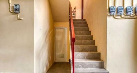 Others 2 RedDoorz Syariah near Kebon Rojo Park Blitar