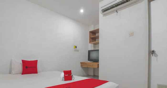 Others RedDoorz near Gajah Mada Pontianak