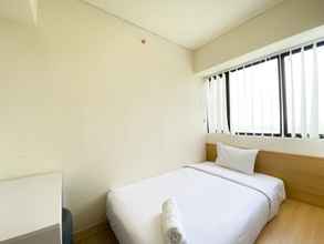 Kamar Tidur 4 Restful and Best Deal 3BR Meikarta Apartment By Travelio