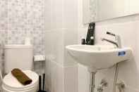 In-room Bathroom Fully Furnished with Comfort Design Studio Apartment Tokyo Riverside PIK 2 By Travelio