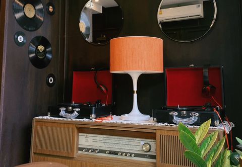 อื่นๆ Manee Guesthouse and Record