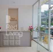 Lobby 3 RedLiving Apartemen Gunung Putri Square - TOP Room