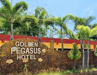 Bên ngoài 2 Golden Pegasus Hotel La Union by RedDoorz