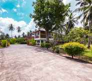 Lobby 6 Samui Parkville Villas & Suites 