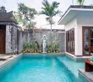 Swimming Pool 7 Villa Sukanami Sanur by ecommerceloka