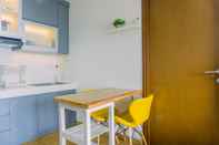 Common Space Cozy Stay and Good 1BR at M-Town Signature Apartment By Travelio