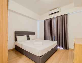 Kamar Tidur 2 Modern and Spacious 3BR at Sky House BSD Apartment By Travelio