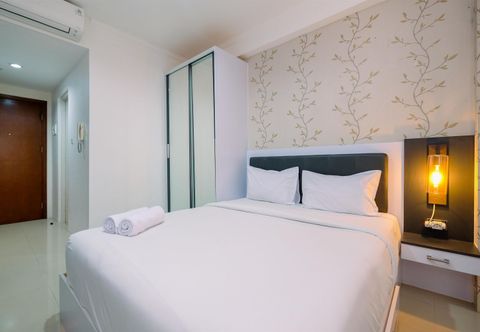 Bedroom Good Deal and Cozy Style Studio Signature Park Grande Apartment By Travelio