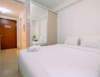Phòng ngủ 2 Minimalist and Best Deal Studio at Signature Park Grande Apartment By Travelio