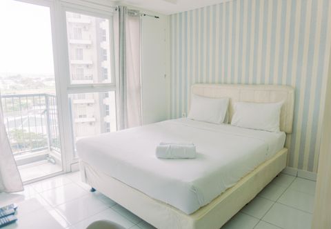 Bedroom Good Deal and Warm Studio Casa de Parco Apartment By Travelio
