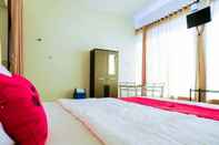 Kamar Tidur RedDoorz near STAB Syailendra Kopeng